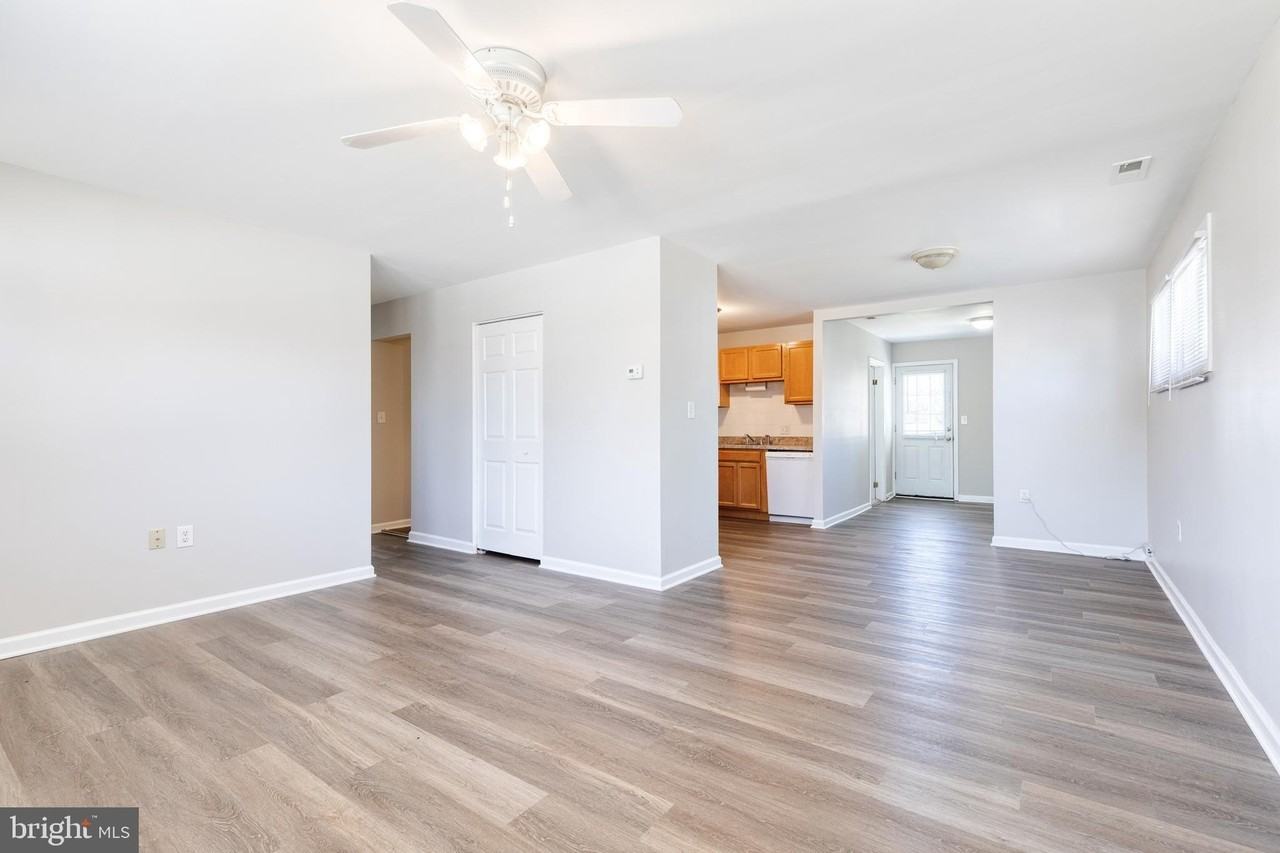 142 Alview Ter - Photo 5 of 15