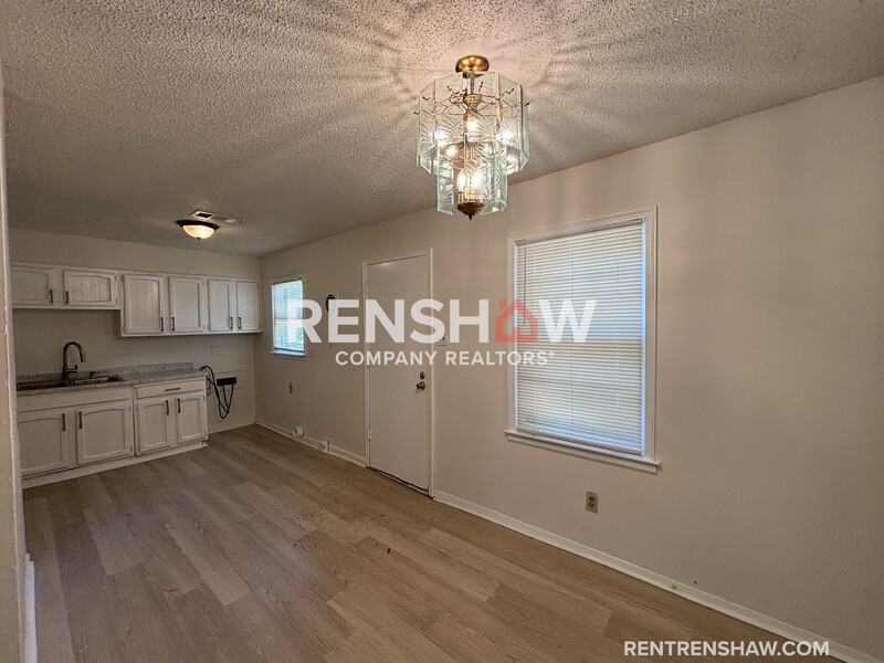 3576 Debby Dr - Photo 4 of 15