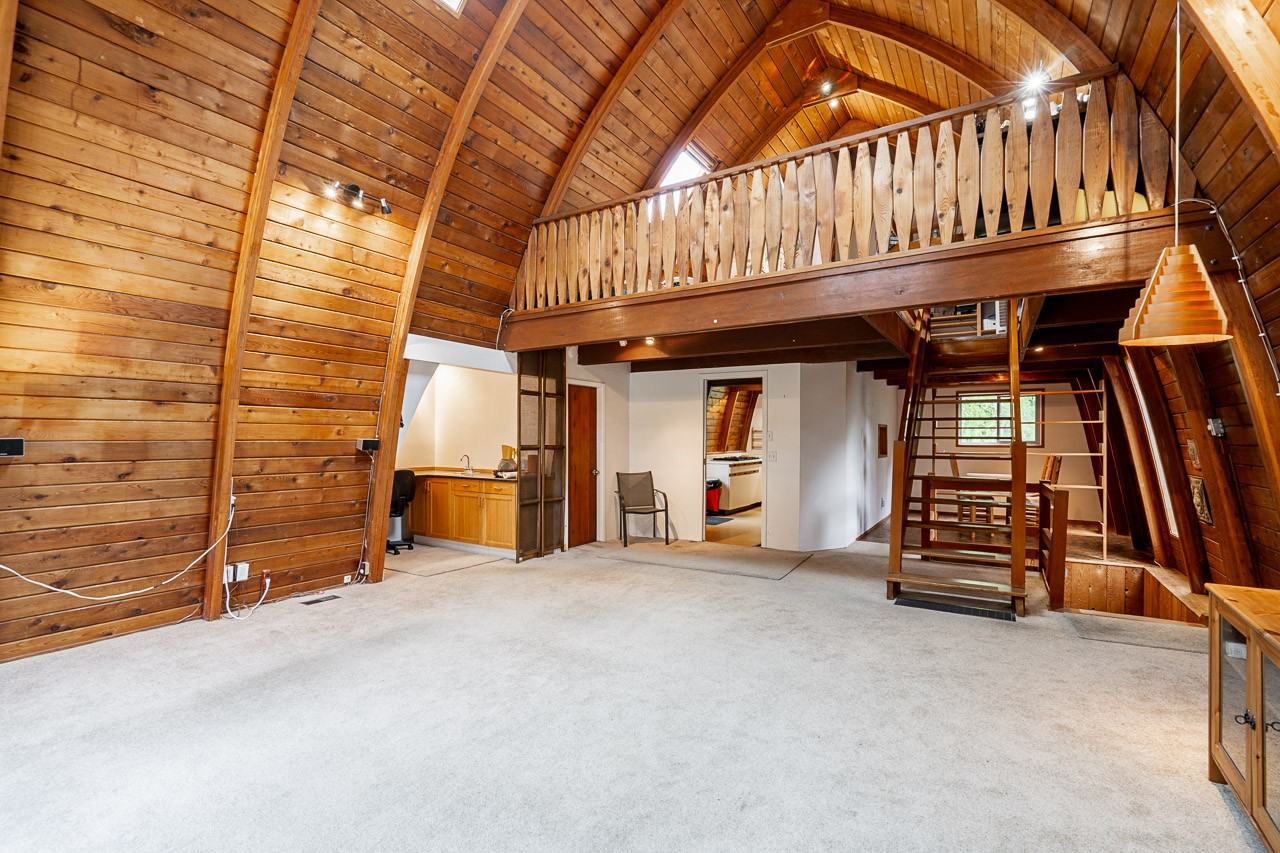 4438 Cove Cliff Road - Photo 4 of 34