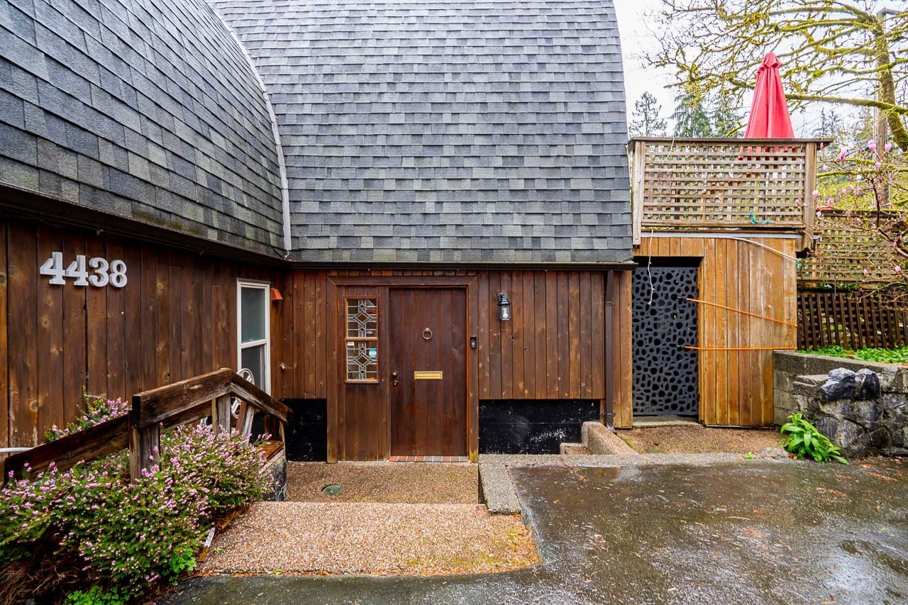 4438 Cove Cliff Road - Photo 5 of 34