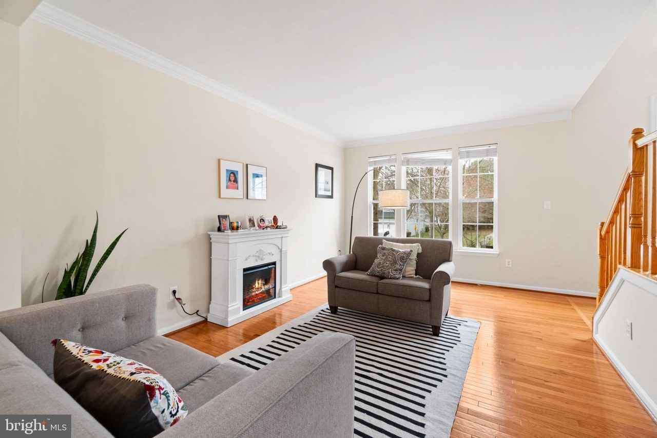 5907 Indian Summer Dr - Photo 6 of 41