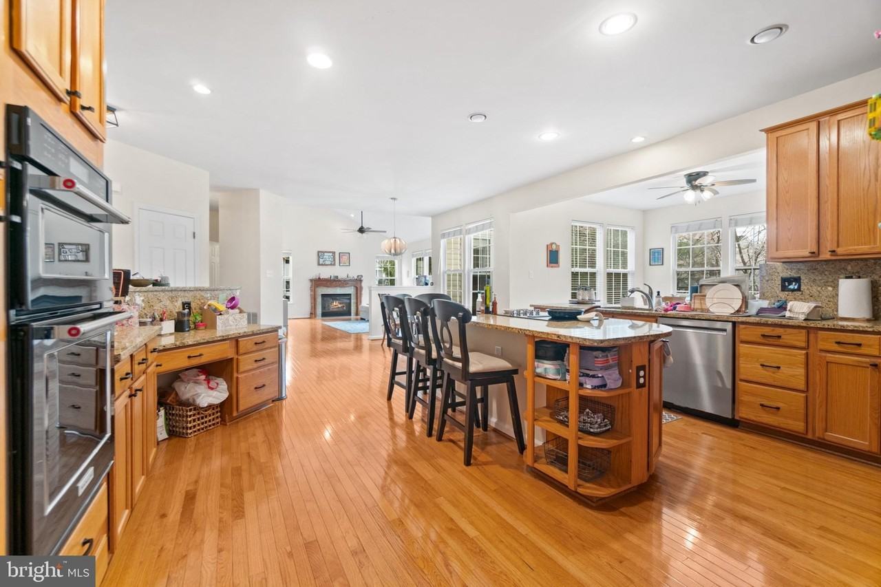 5907 Indian Summer Dr - Photo 7 of 41