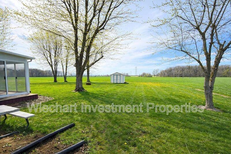 4622 Mcclain Rd - Photo 4 of 20