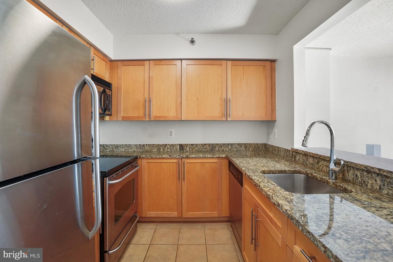 10101 Grosvenor Pl #1909 - Photo 7 of 27