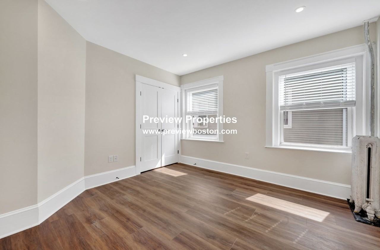 School St #2P - Photo 3 of 11