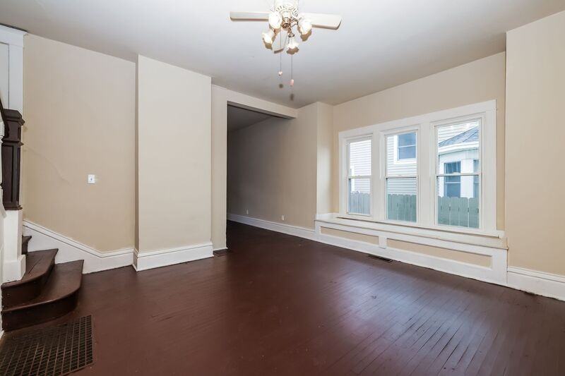 557/559 E Madison Ave #559 - Photo 6 of 11