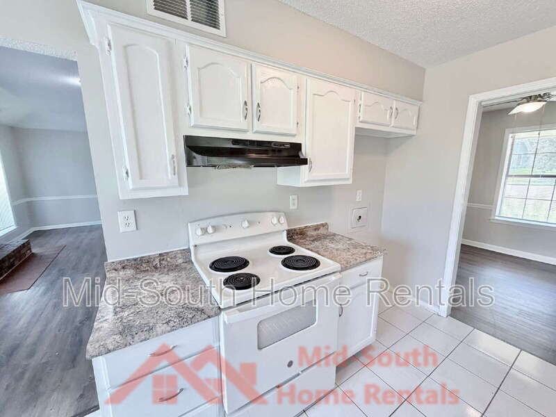 4900 Walden Glen St - Photo 7 of 25