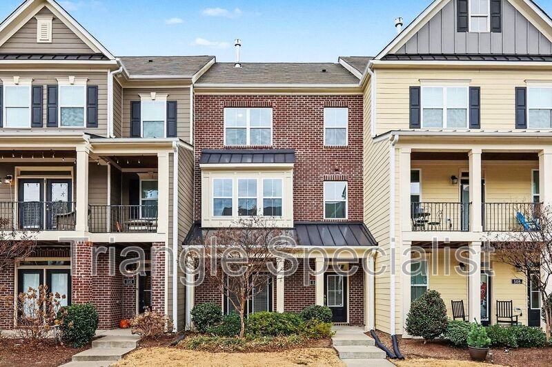 512 Austin View Blvd #307 - Photo 2 of 24