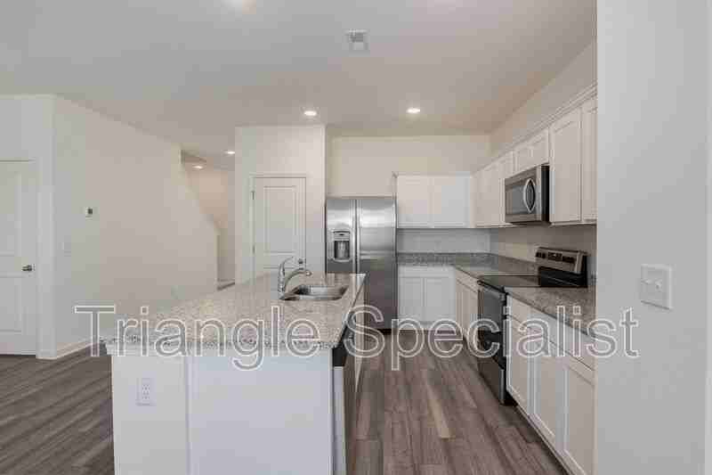 1876 Knights Crest Way - Photo 6 of 26