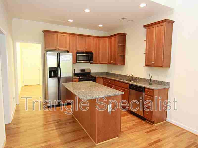 7236 Aquinas Ave - Photo 3 of 13