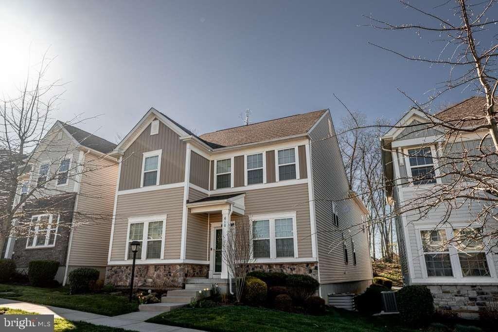 610 Kent Ct - Photo 2 of 2