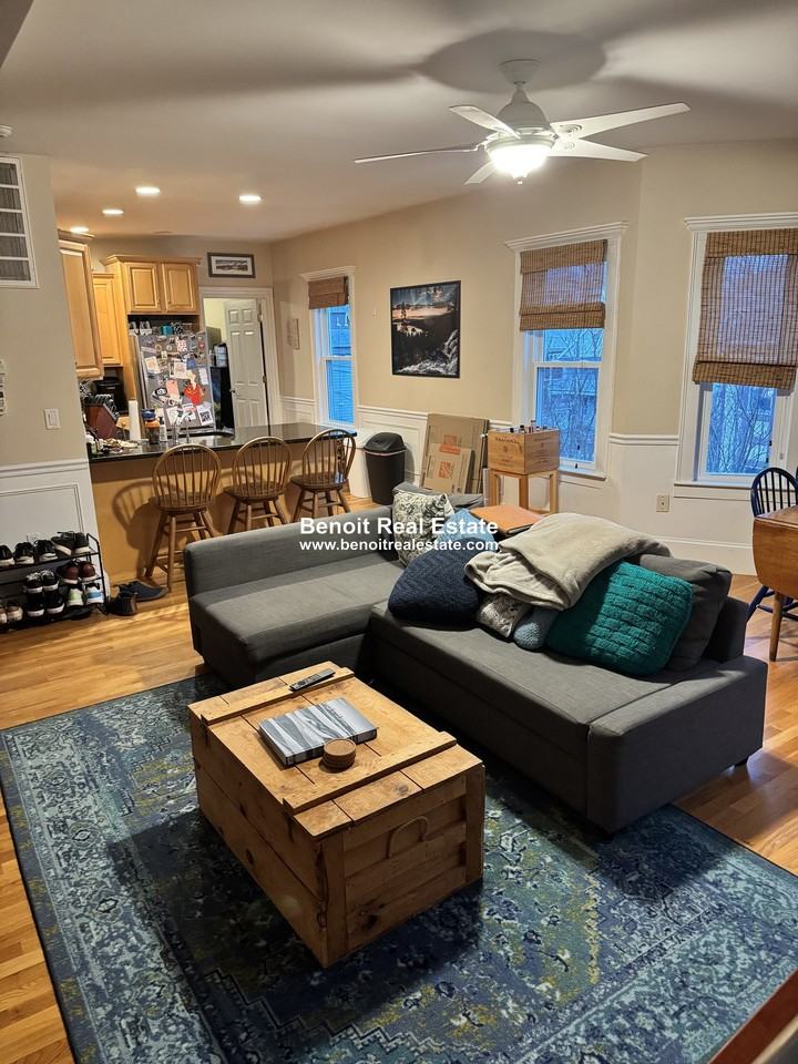 Woodstock St. & Victoria #3 - Photo 2 of 12