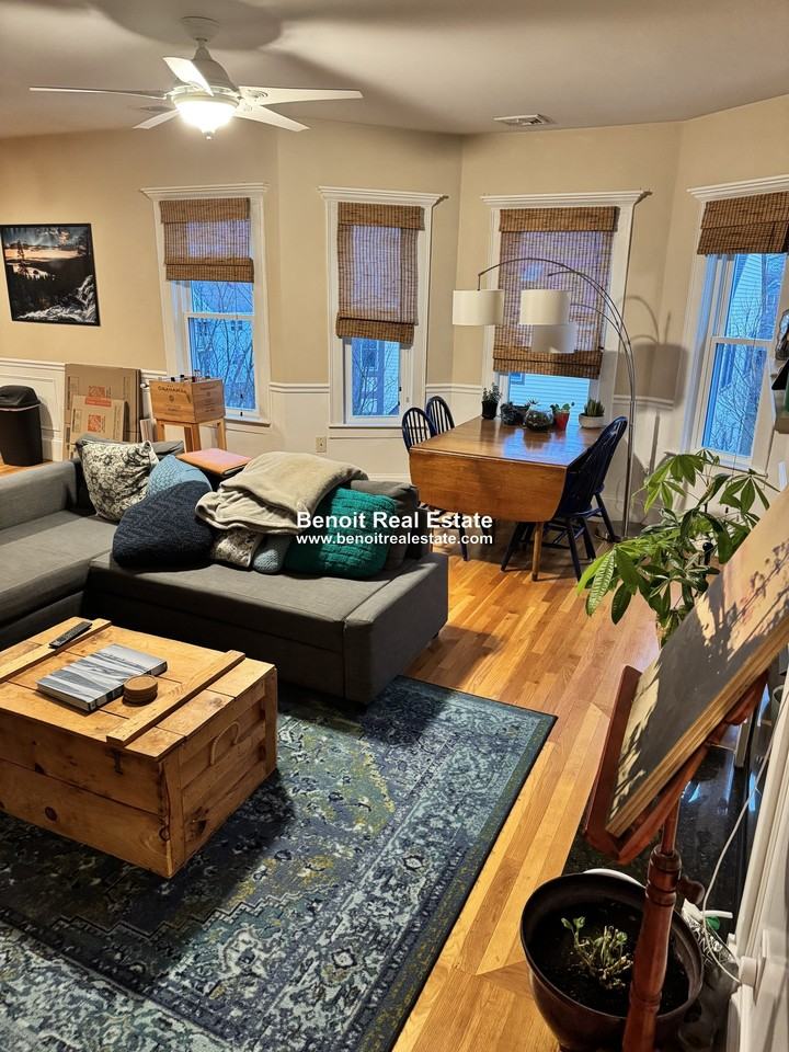 Woodstock St. & Victoria #3 - Photo 4 of 12