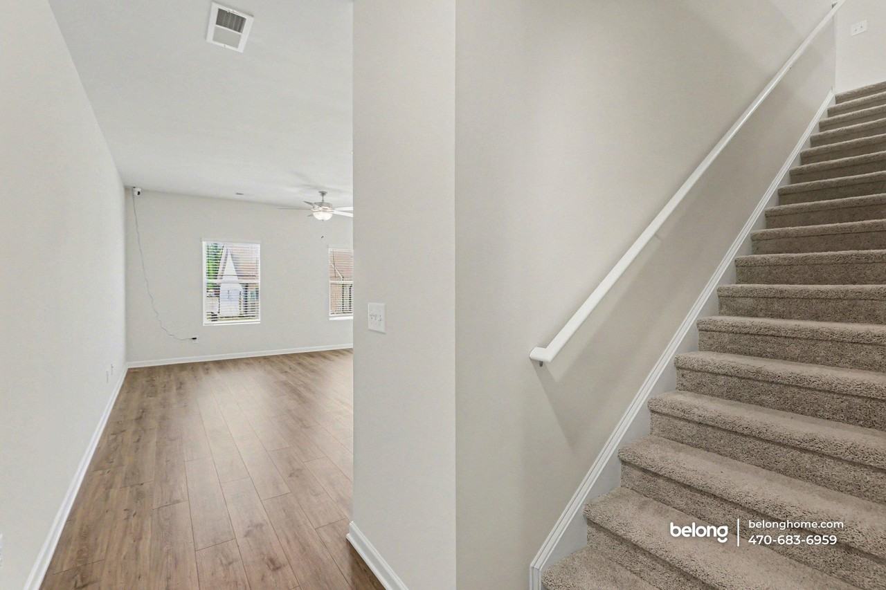 6386 Sundowner Pl Sw - Photo 2 of 18