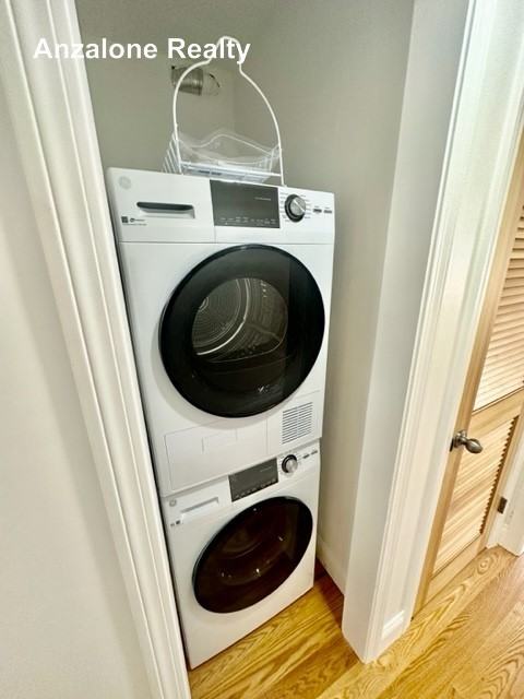 284 Hanover St #4 - Photo 2 of 14