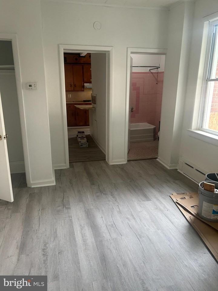 1550 1550 RUAN Street #1REAR - Photo 5 of 6