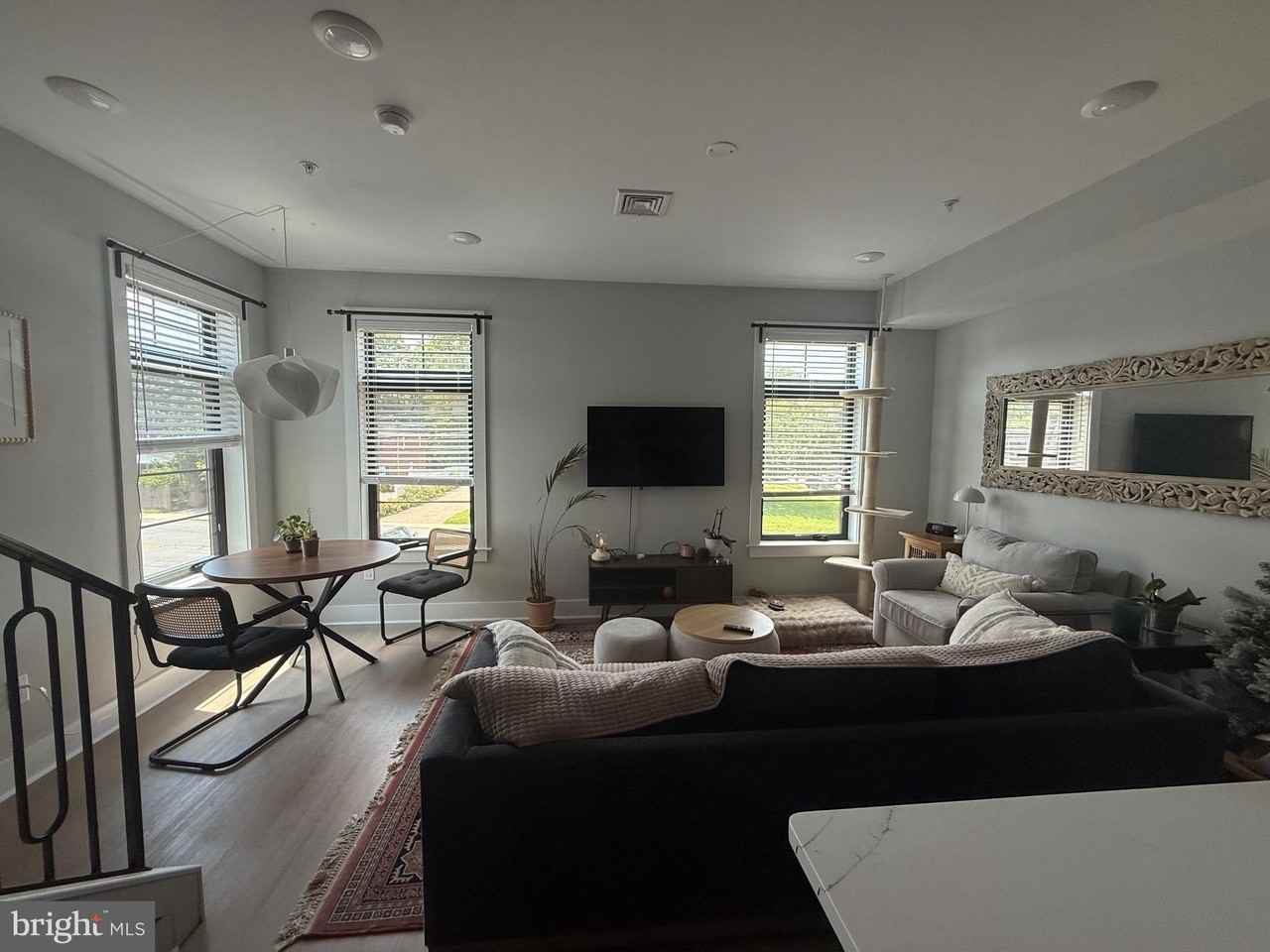 7523 Ridge Ave - Photo 2 of 6