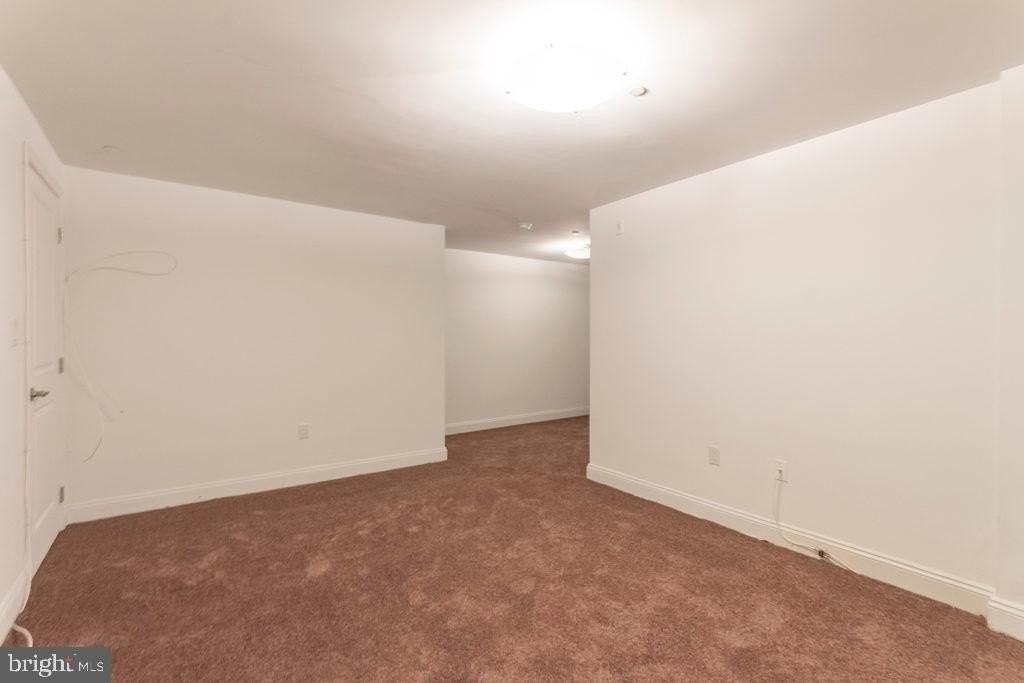 1311 Spruce St #103 - Photo 5 of 7