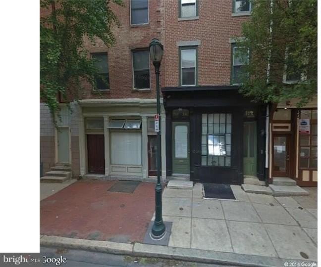 260 S 11th St #1 - Photo 2 of 14