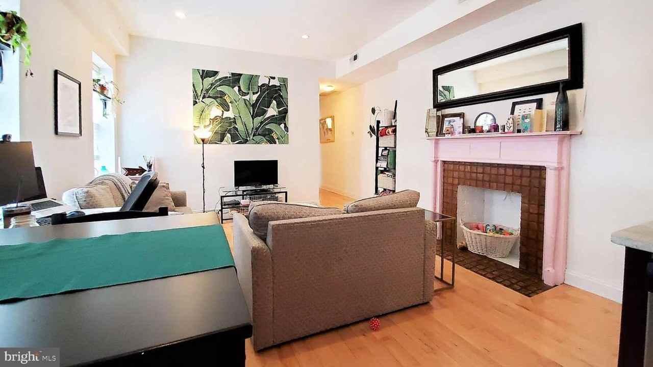 1311 Spruce St #303 - Photo 5 of 12