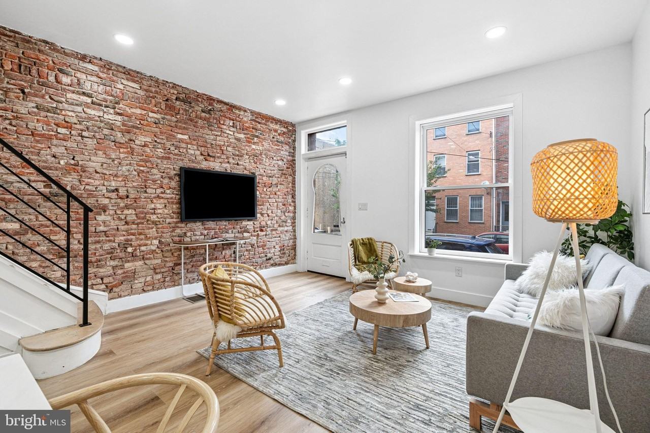 908 Reed St - Photo 5 of 33