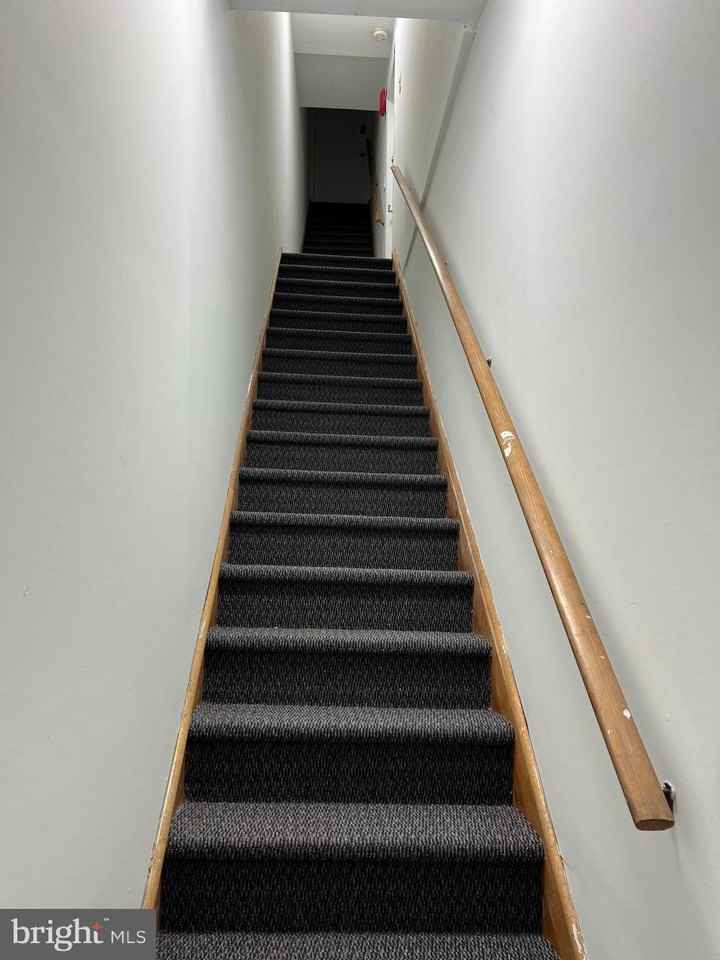 626 S 8th St #2 - Photo 2 of 14