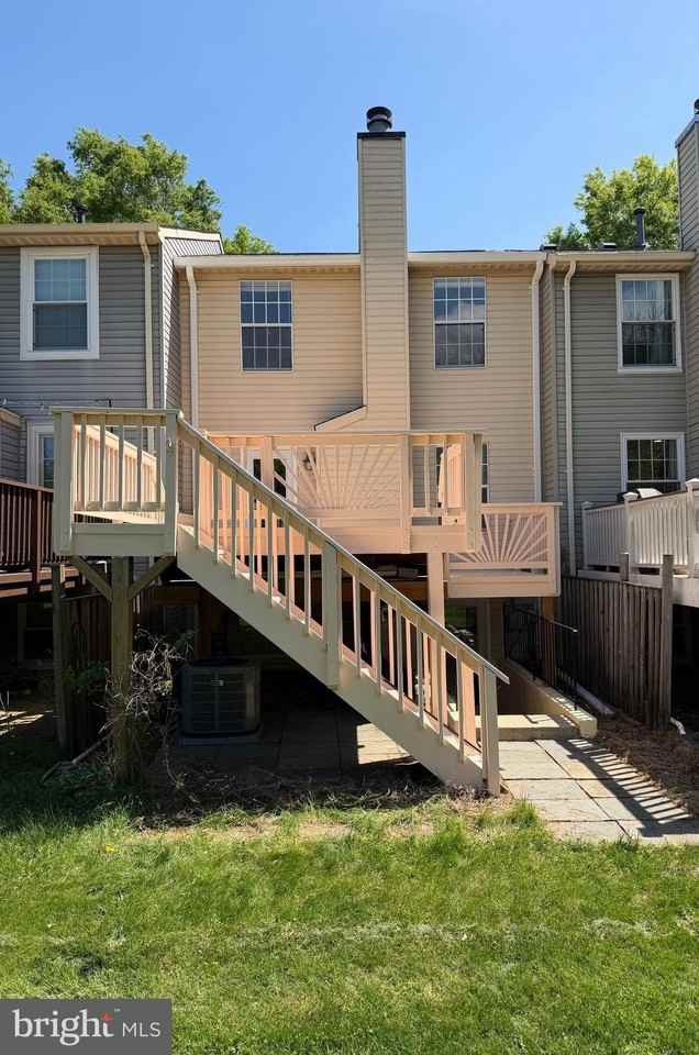 6810 Ericka Ave - Photo 3 of 33