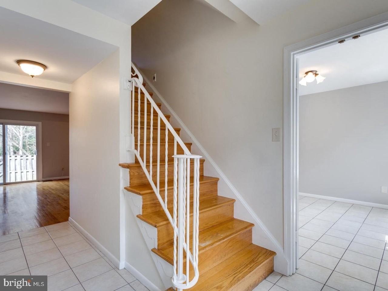 2302 Wheystone Ct - Photo 3 of 19