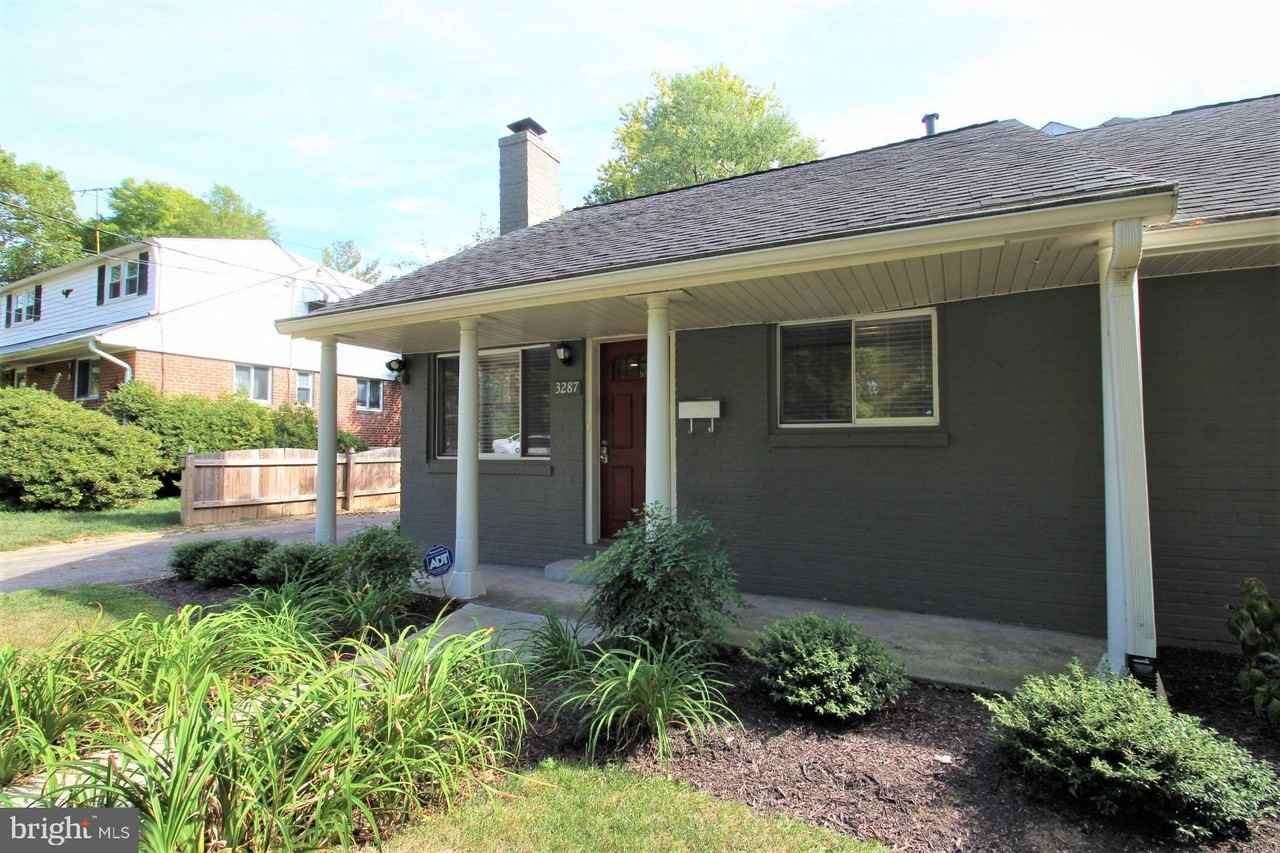 3287 Annandale Rd - Photo 2 of 31