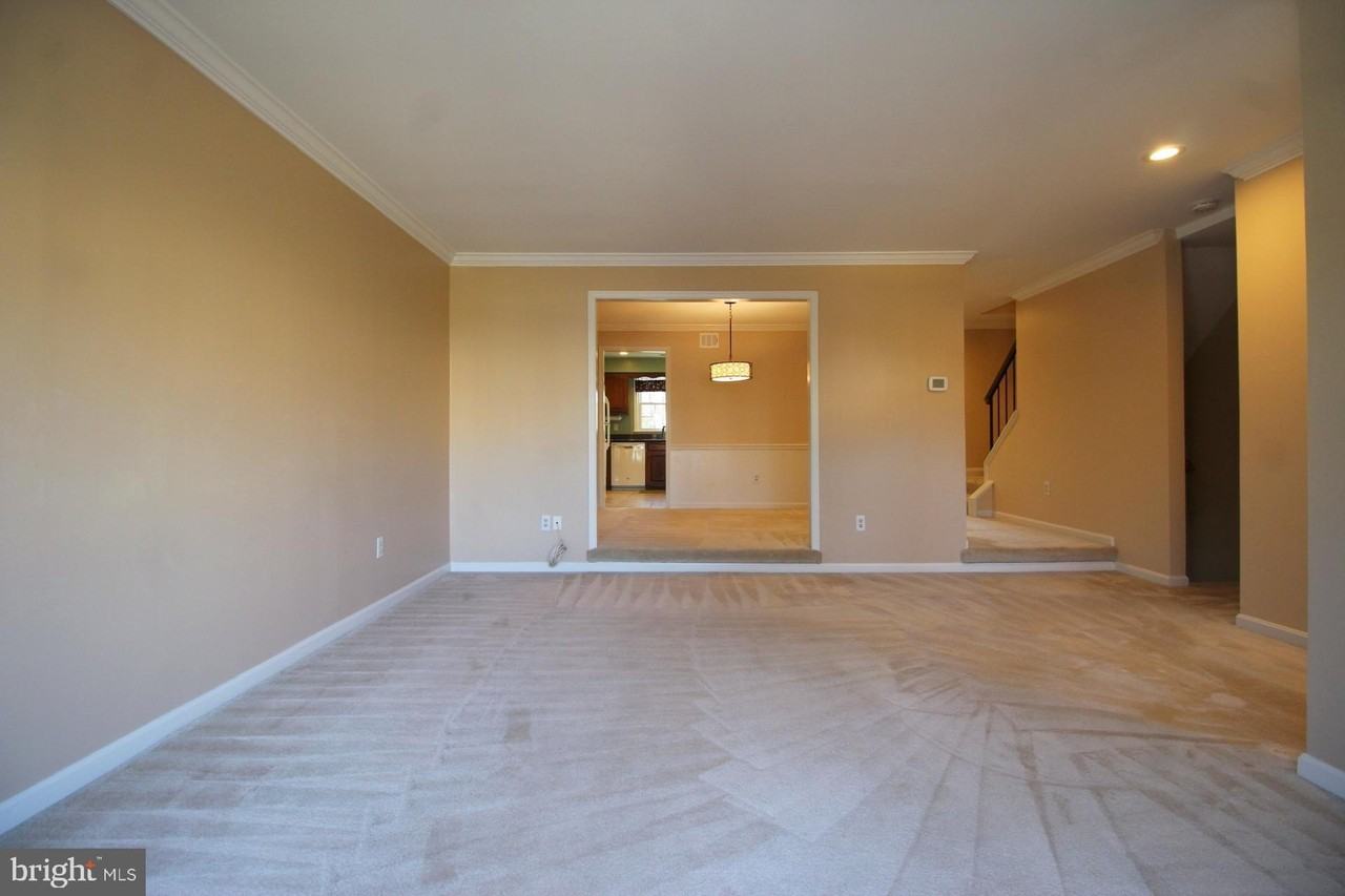 3186 Cantrell Ln - Photo 6 of 30