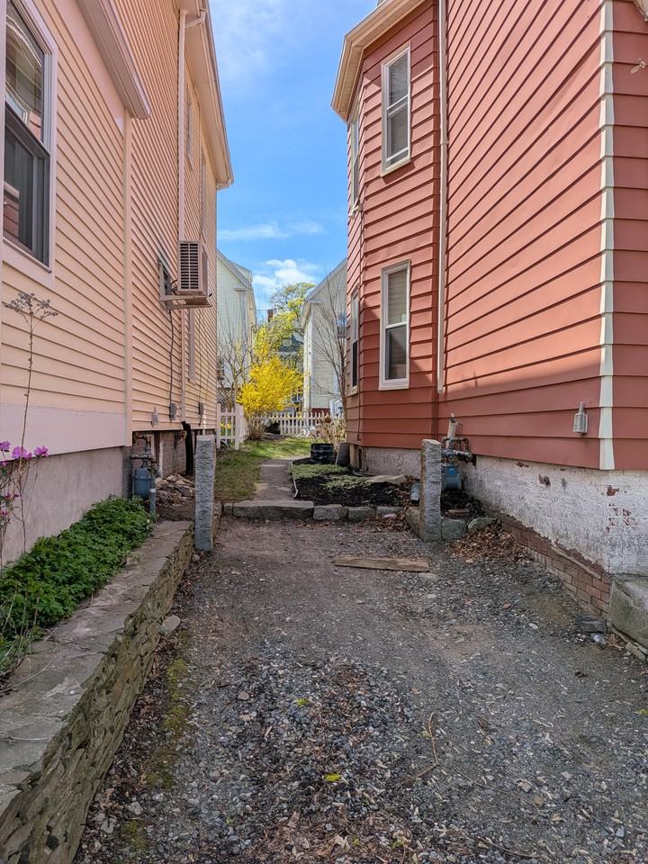 Albion St #1 - Photo 2 of 16