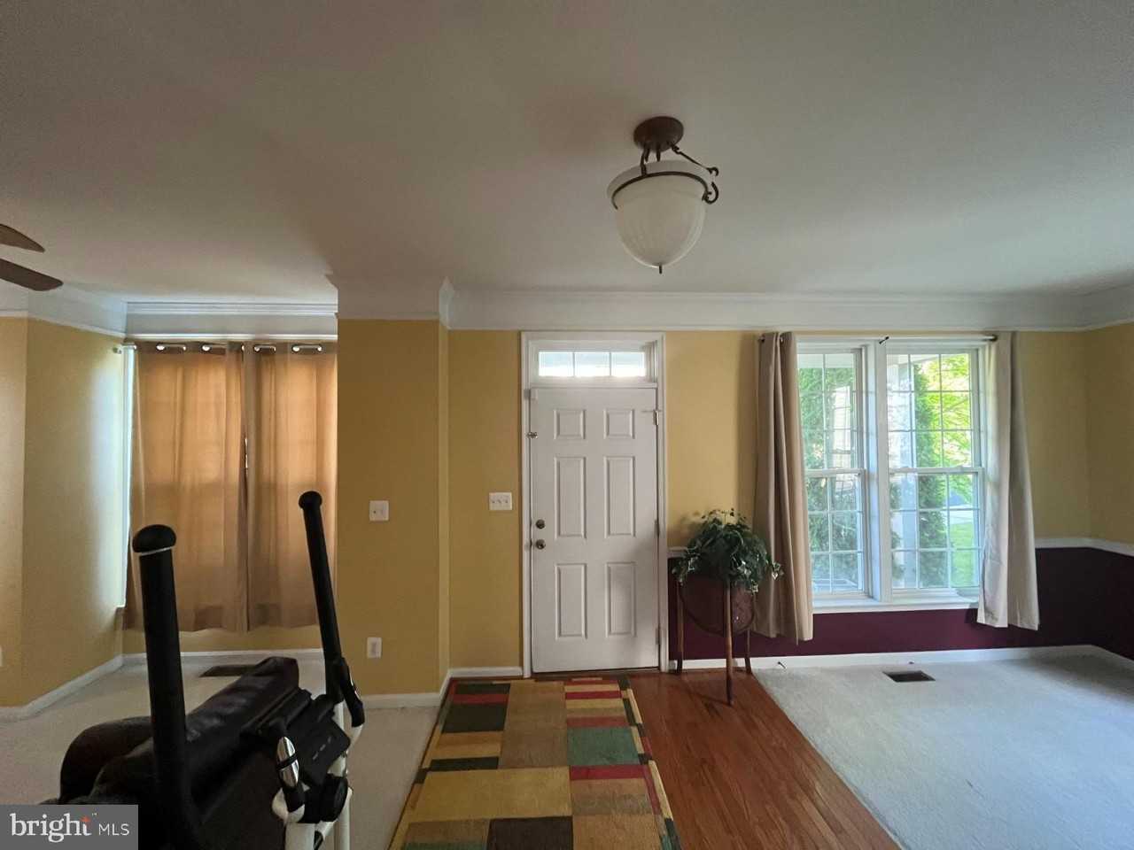 43326 Columbus St - Photo 5 of 28