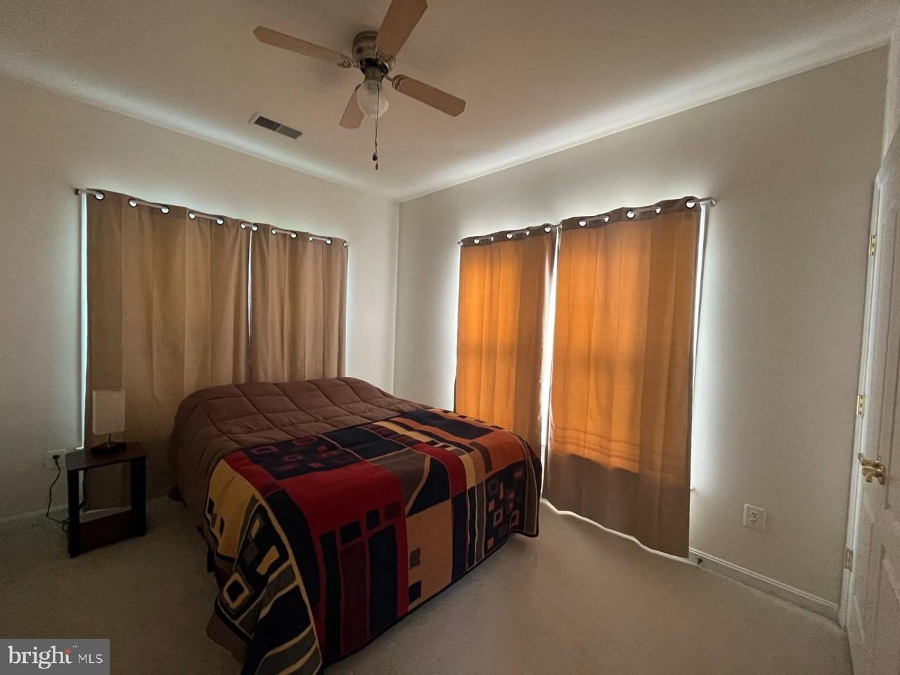 43326 Columbus St - Photo 7 of 28