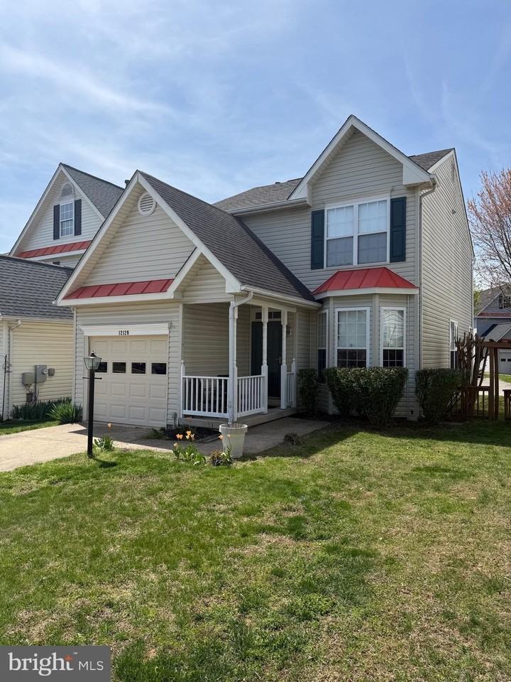 12120 Tango Ln - Photo 2 of 11