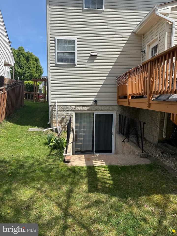 12120 Tango Ln - Photo 4 of 11