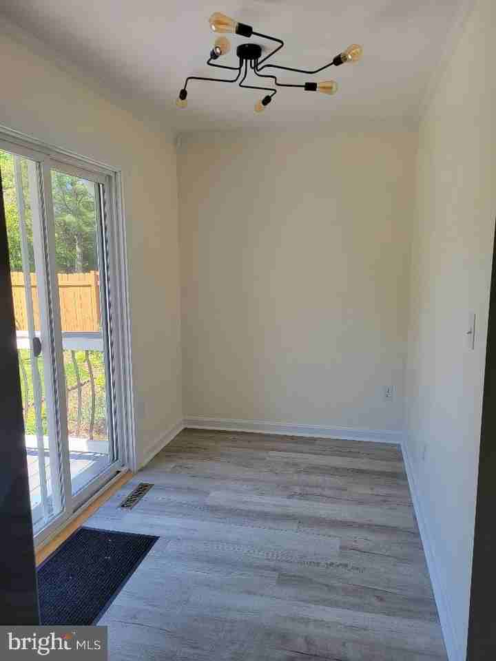 24 Colebrook Rd - Photo 5 of 22