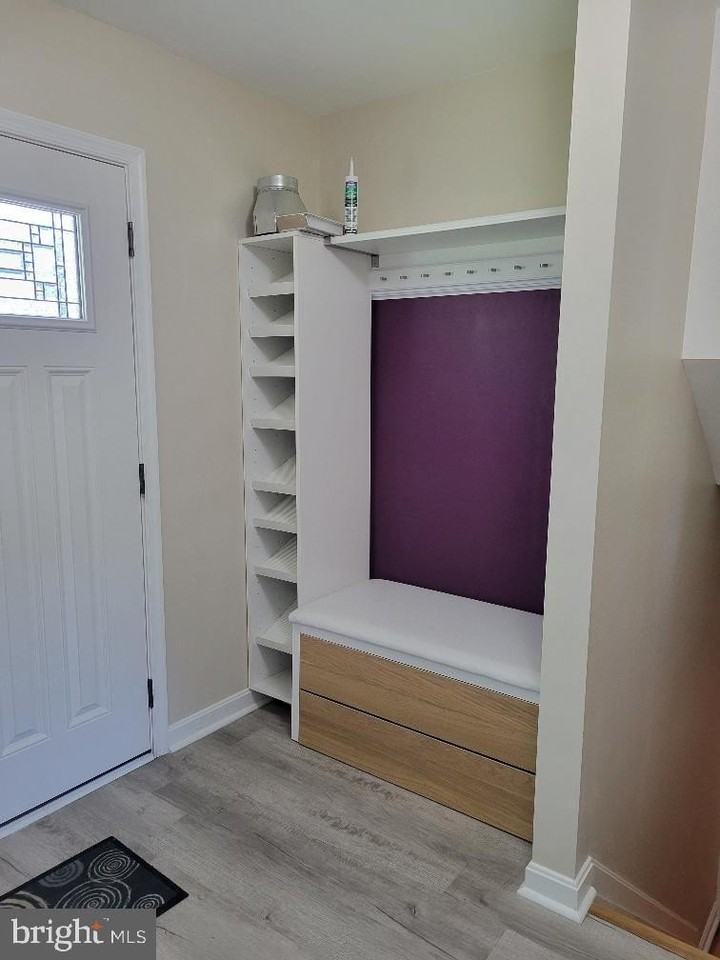 24 Colebrook Rd - Photo 6 of 22