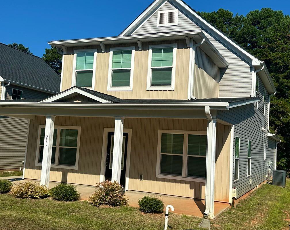 248 Mills Ave - Photo 2 of 32