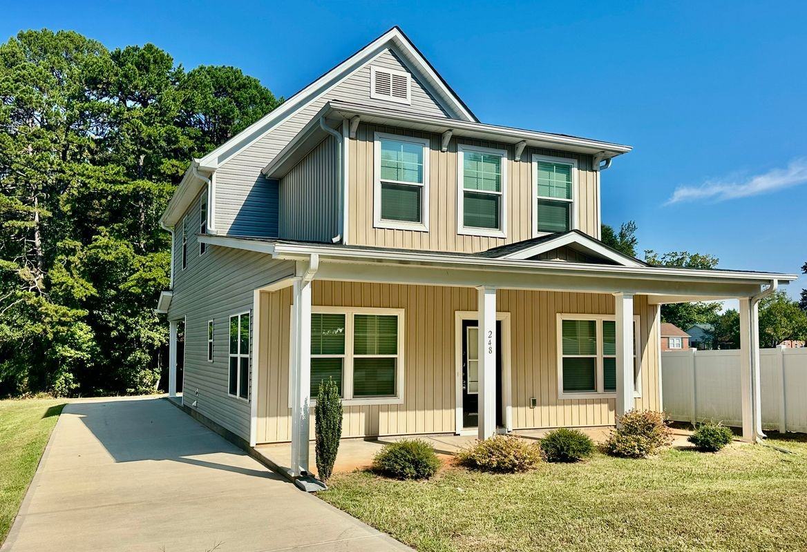 248 Mills Ave - Photo 4 of 32