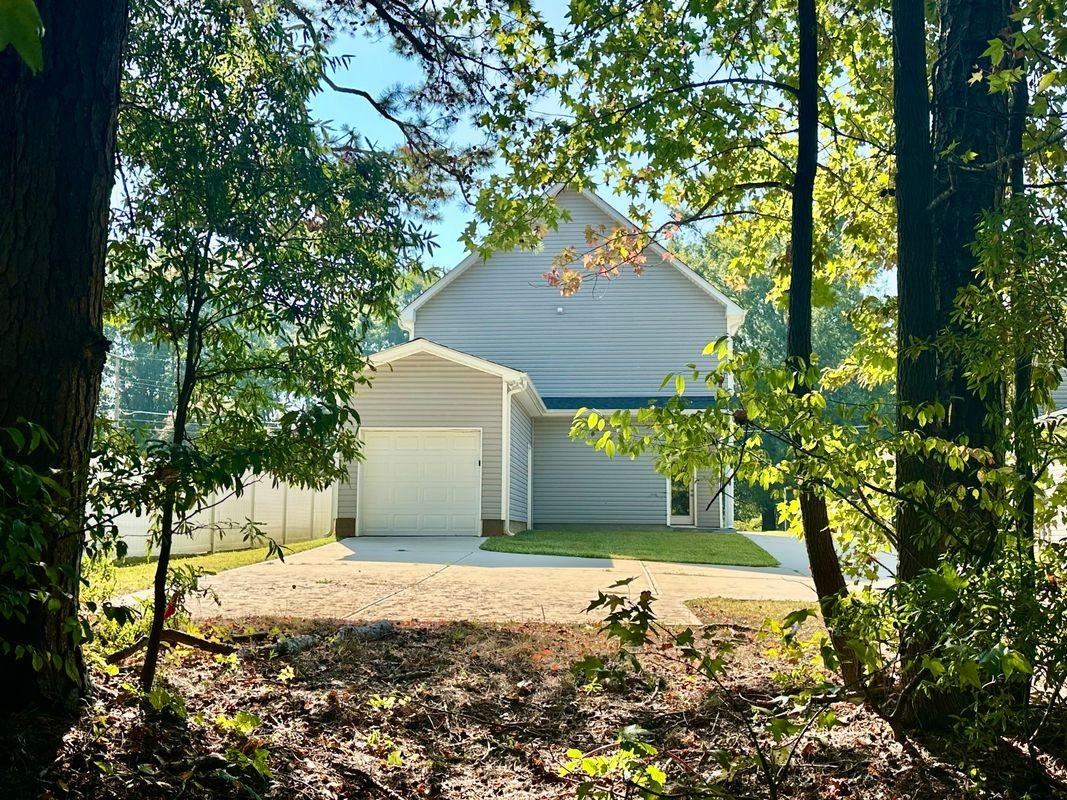 248 Mills Ave - Photo 7 of 32