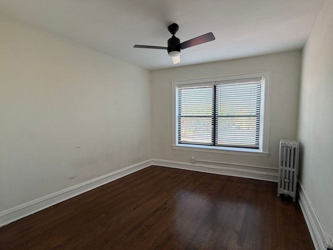 N Lincoln Ave - Photo 4 of 7