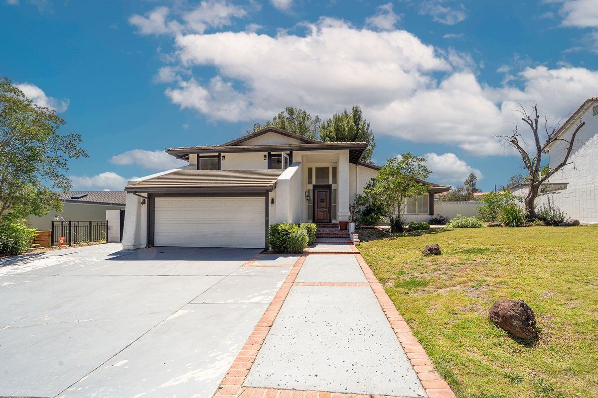 11723 Porter Valley Dr - Photo 2 of 50