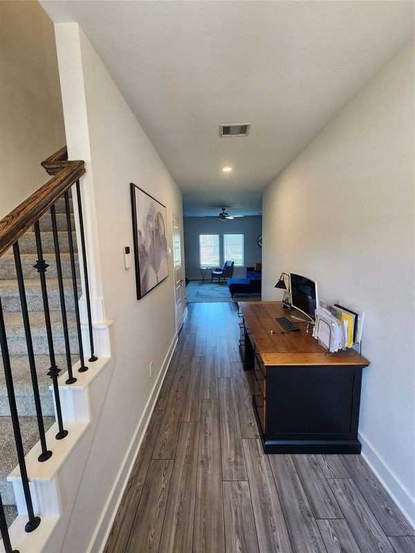 10603 Whitejacket - Photo 2 of 16