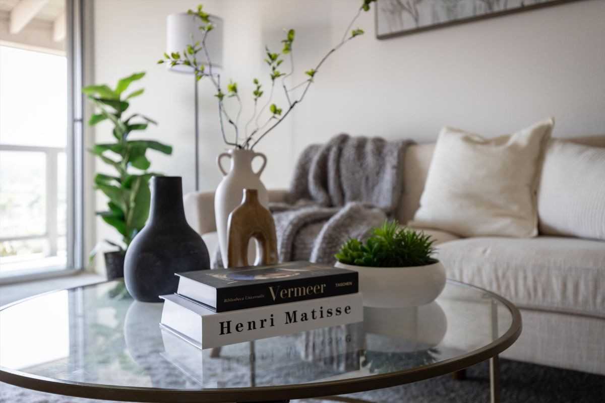 1560 Circa Del Lago - Photo 3 of 48