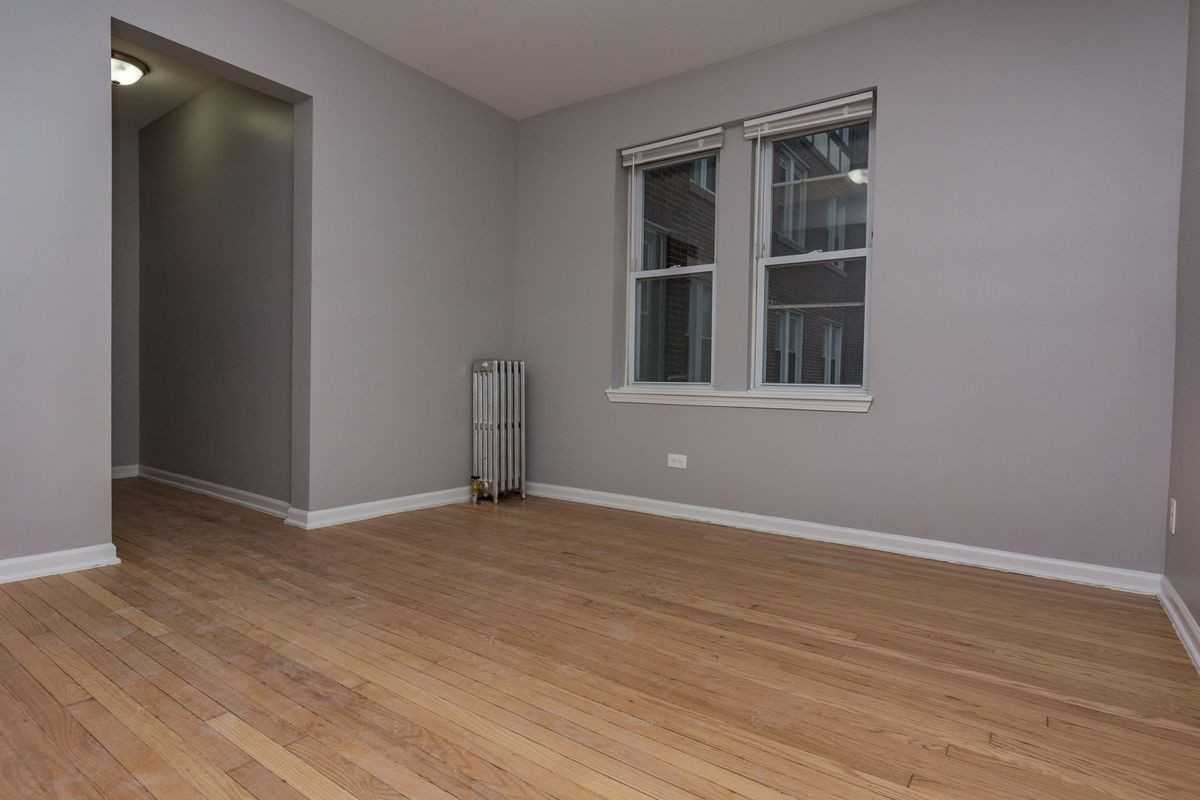 1141 E 79th Pl - Photo 5 of 12