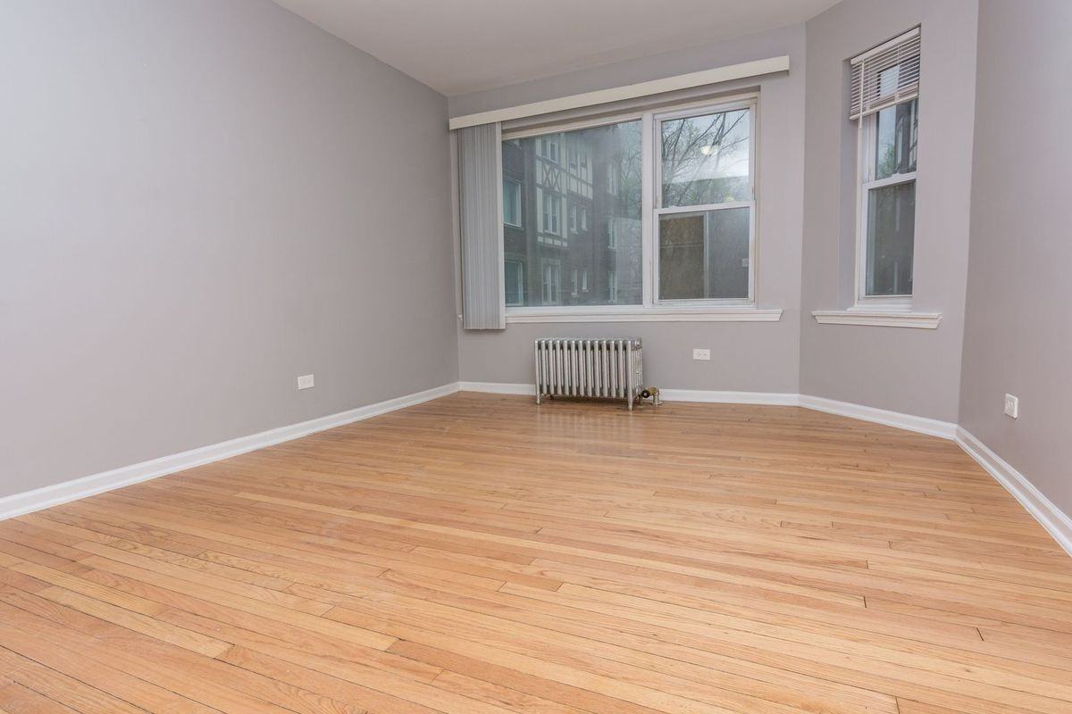 1141 E 79th Pl - Photo 7 of 12