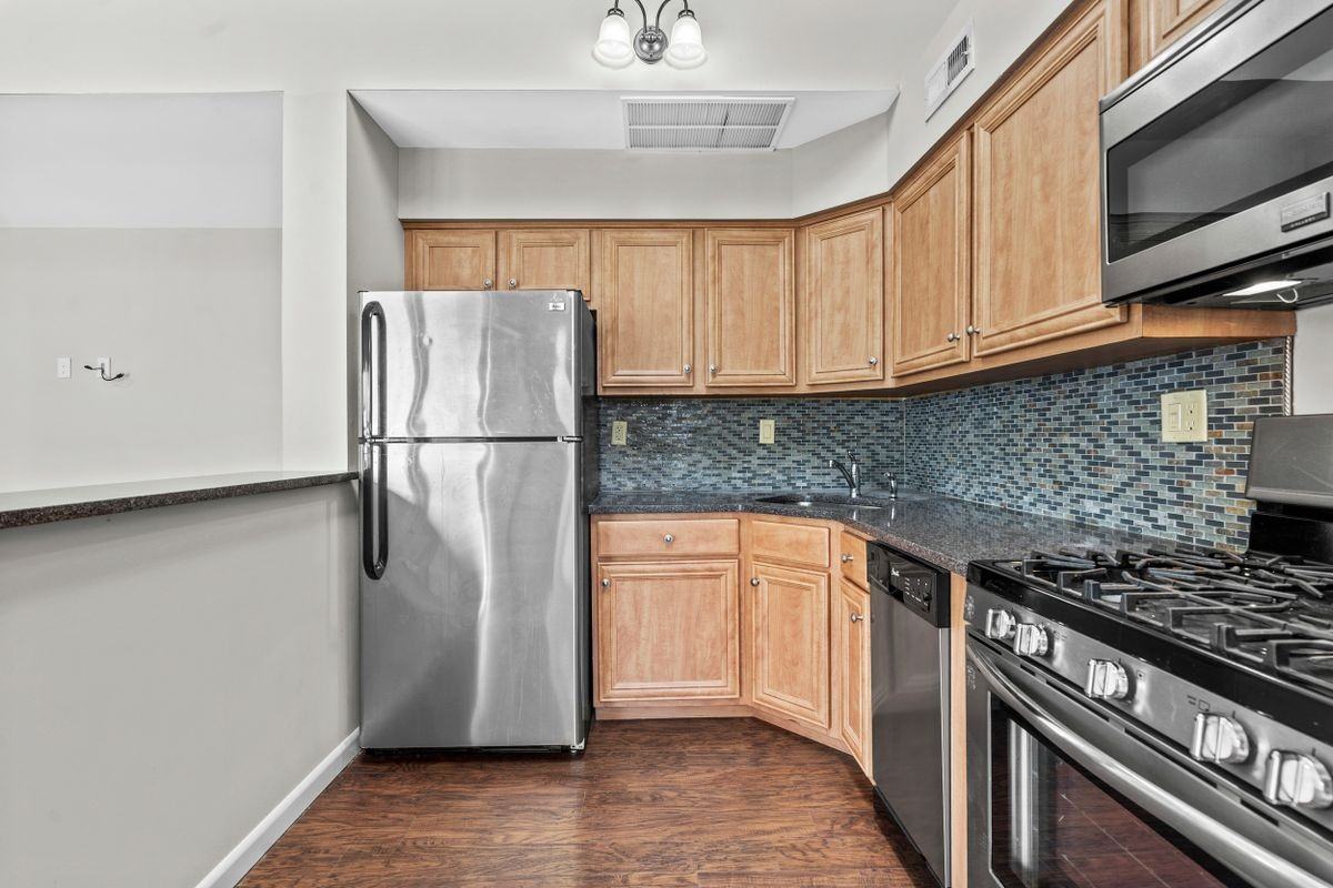 9496 Convent Ln ##B - Photo 2 of 23