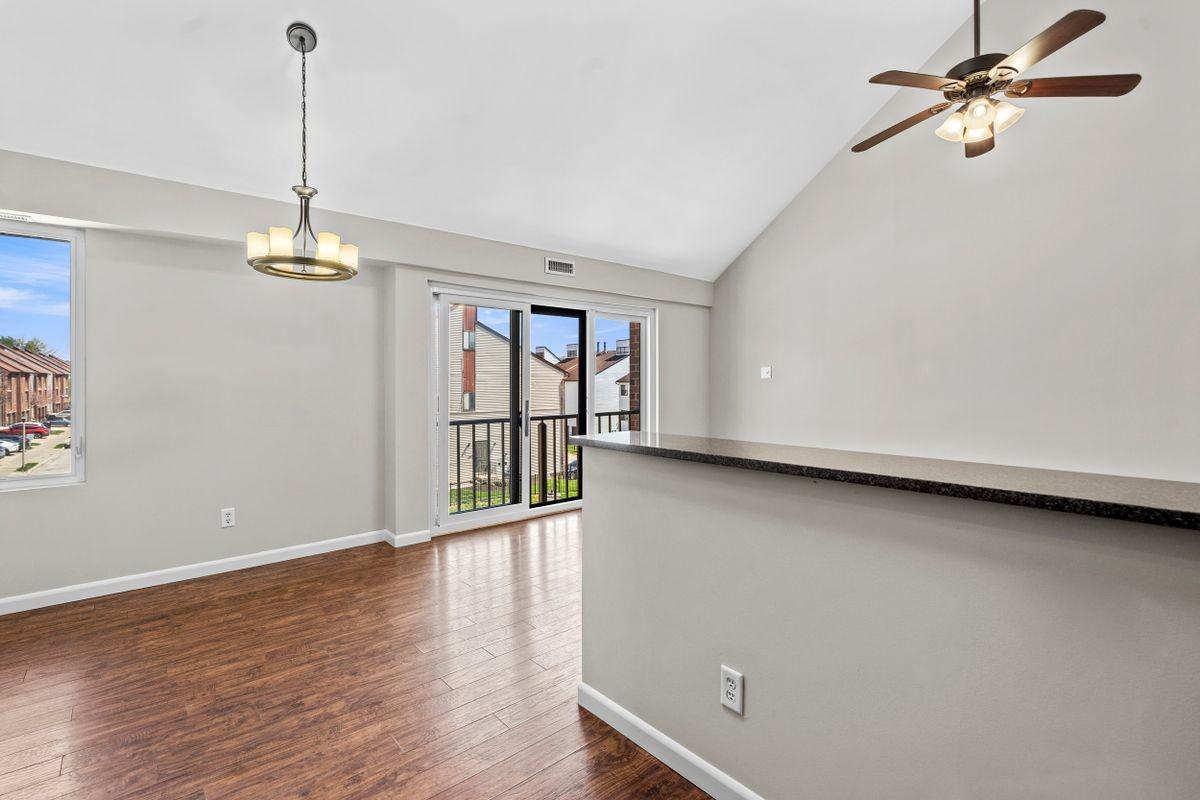 9496 Convent Ln ##B - Photo 7 of 23