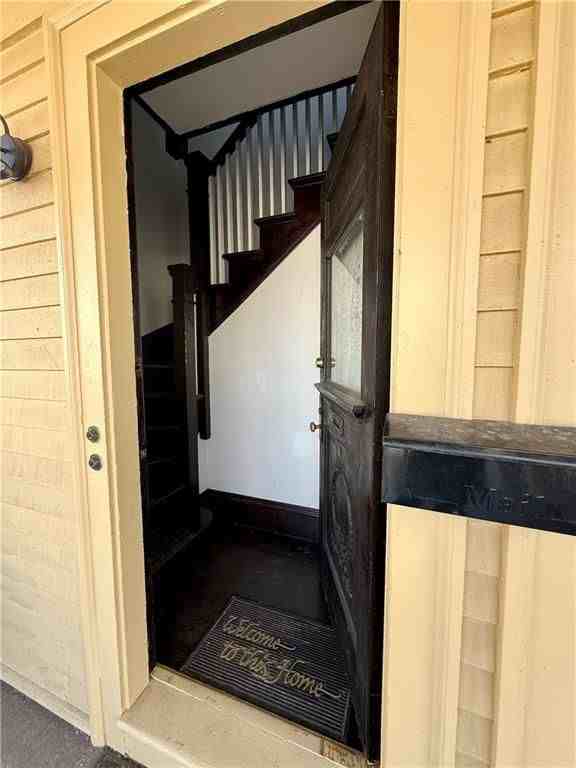 38 Georgia Ave - Photo 4 of 36