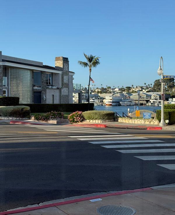 Via Antibes - Photo 7 of 9